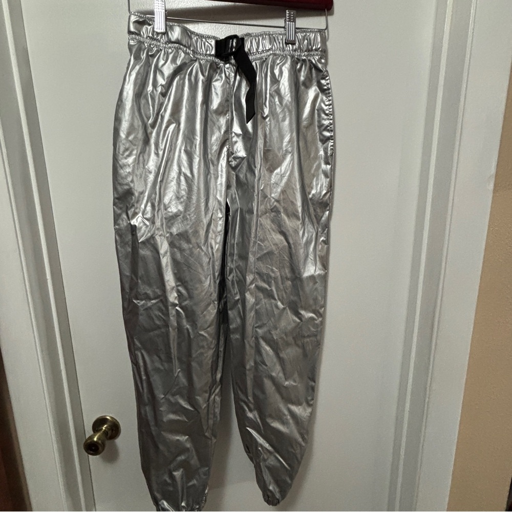 Forever 21 Silver Metallic Jogger Pants High Rise Elastic Waist S - Picture 3 of 6